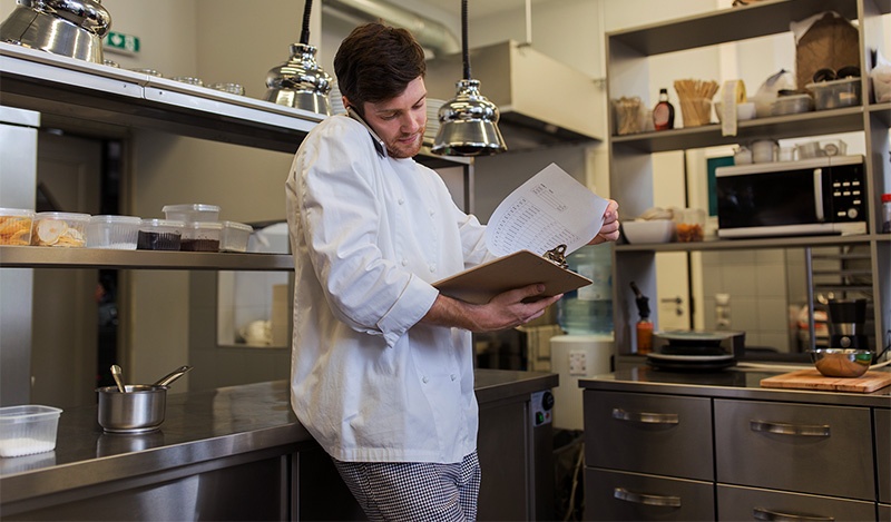 Por qué los restaurantes que más crecen en 2026 ya no contestan el teléfono